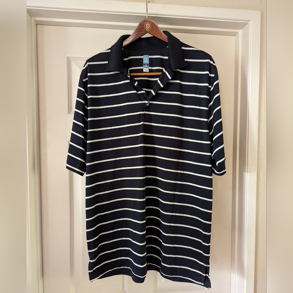 PGA Tour Mens Golf Size Extra Large Blue And White Striped Airflux Top